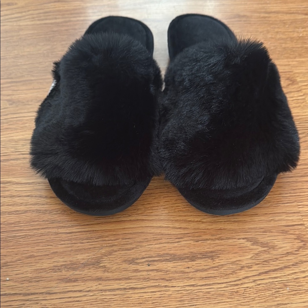 Amanda Blu Black Faux Fur Women's Slides